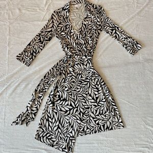 Diane von Furstenberg Silk Wrap Dress, sz6